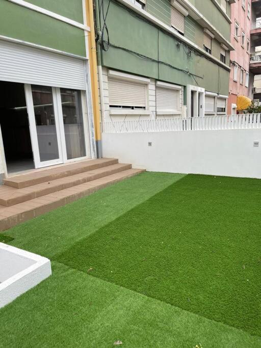 Lovely 2 Bedroom Apartment In South Lisbon Barreiro  Exterior photo