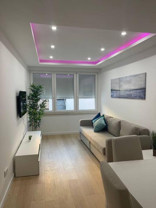 Lovely 2 Bedroom Apartment In South Lisbon Barreiro  Exterior photo